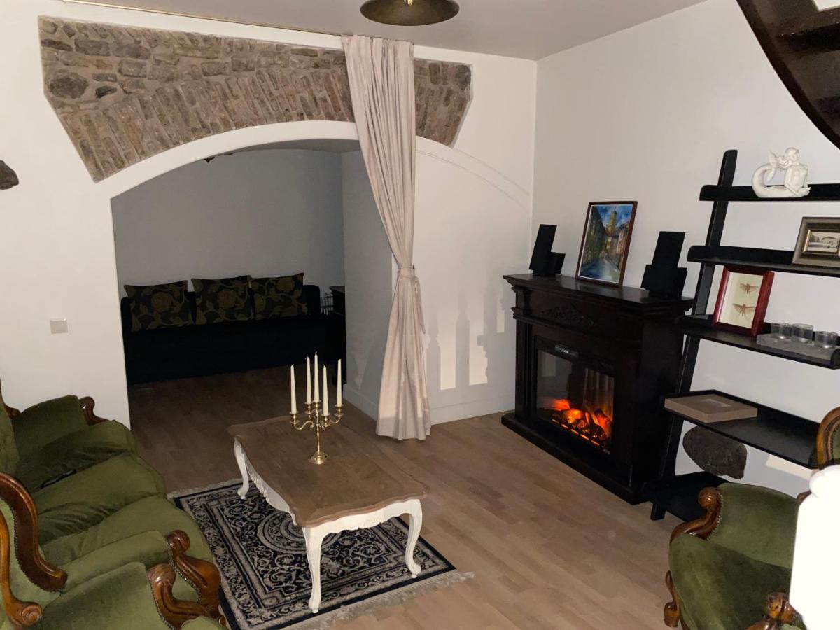 Exclusive Gaono Apartment In The Heart Of Old Town Vilnius Kültér fotó