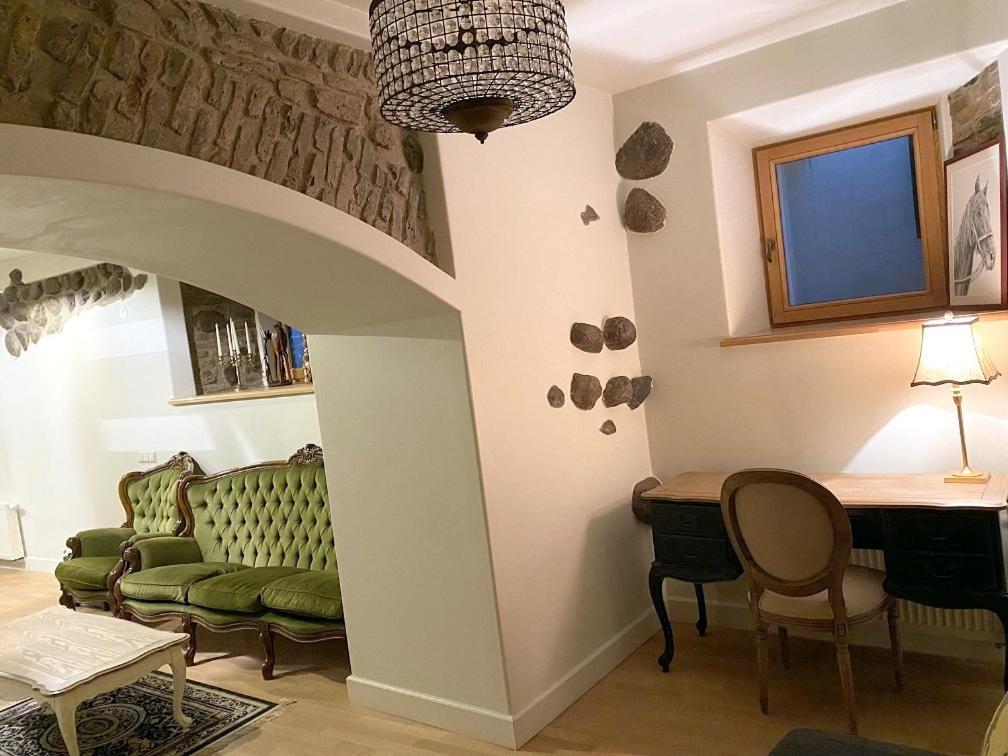 Exclusive Gaono Apartment In The Heart Of Old Town Vilnius Kültér fotó